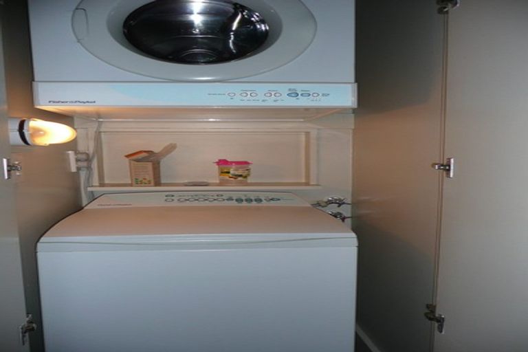 Photo of property in 13 Tainui Terrace, Mount Cook, Wellington, 6021