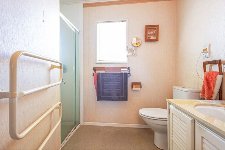 Photo of property in 78 John F Kennedy Drive, Milson, Palmerston North, 4414