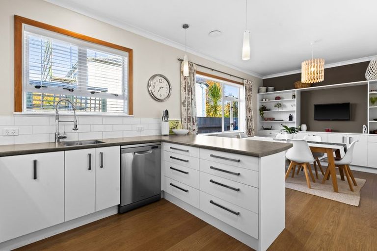 Photo of property in 129 Nelson Crescent, Napier South, Napier, 4110