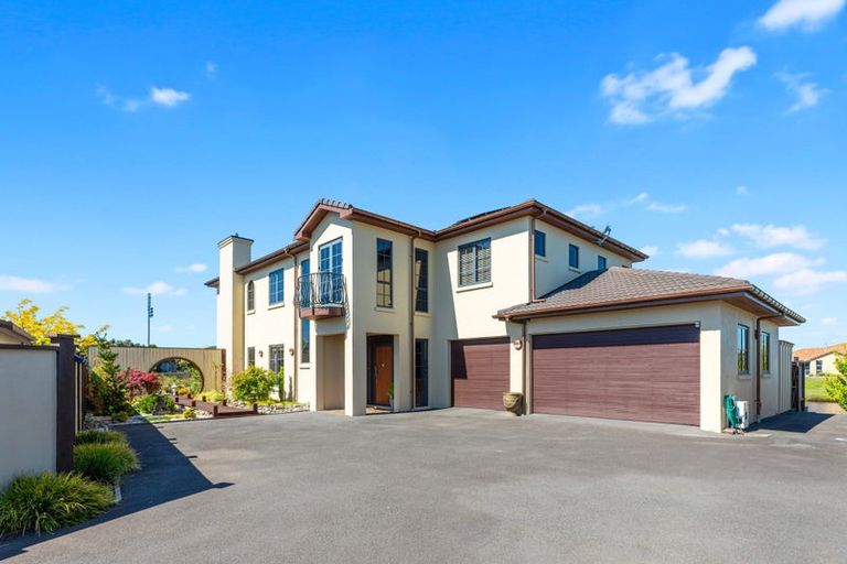 Photo of property in 166 Oriental Parade, Papamoa Beach, Papamoa, 3118