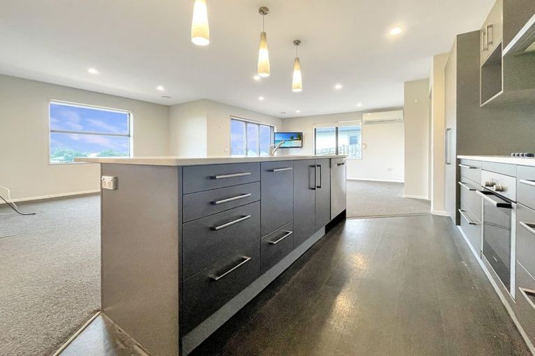 Photo of property in 40 Cresswell Place, Johnsonville, Wellington, 6037