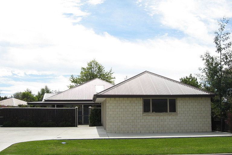 Photo of property in 18 Milesbrook Close, Rangiora, 7400