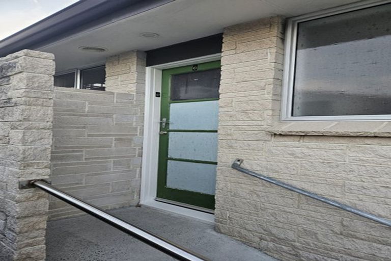 Photo of property in 76c Church Street, Mosgiel, 9024