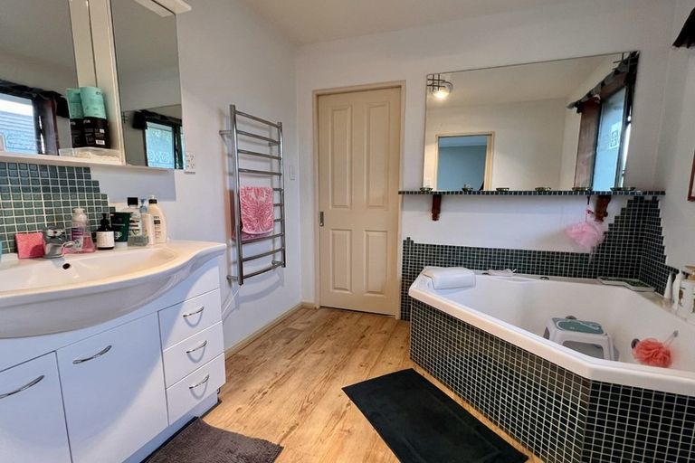 Photo of property in 148 Rolleston Drive, Rolleston, 7614