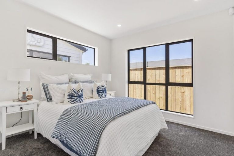 Photo of property in 1/156 Coxhead Road, Wattle Downs, Auckland, 2103