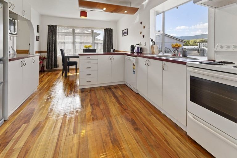 Photo of property in 39 Gladstone Road, Richmond, 7020