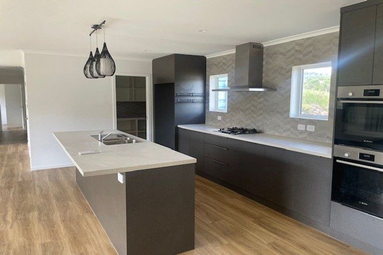 Photo of property in 13 Hancock Grove, Mangawhai, 0573