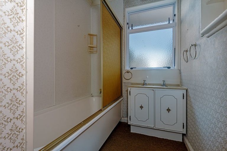 Photo of property in 24 Windsor Street, Terrace End, Palmerston North, 4410