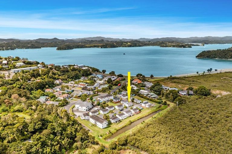 Photo of property in 8/4 Tohitapu Road, Paihia, 0200