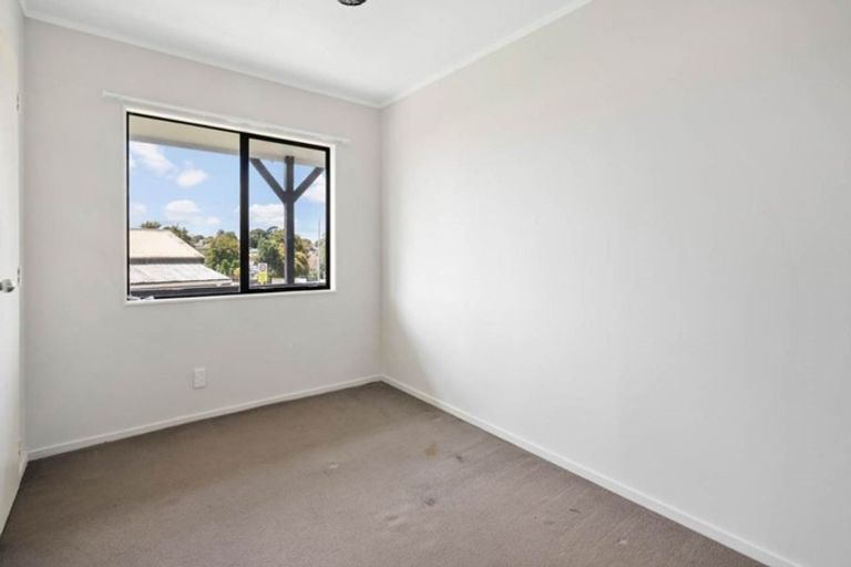 Photo of property in 87 Palmers Road, Clendon Park, Auckland, 2103