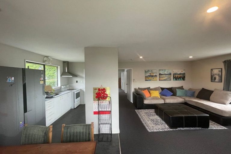 Photo of property in 2/15 Newcastle Street, Phillipstown, Christchurch, 8011