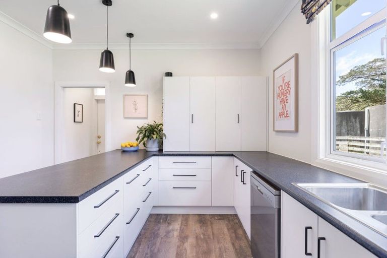 Photo of property in 131 Pahiatua Aokautere Road, Aokautere, 4471