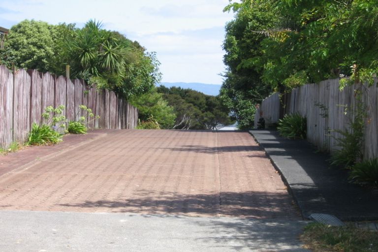 Photo of property in 134f Rangatira Road, Beach Haven, Auckland, 0626