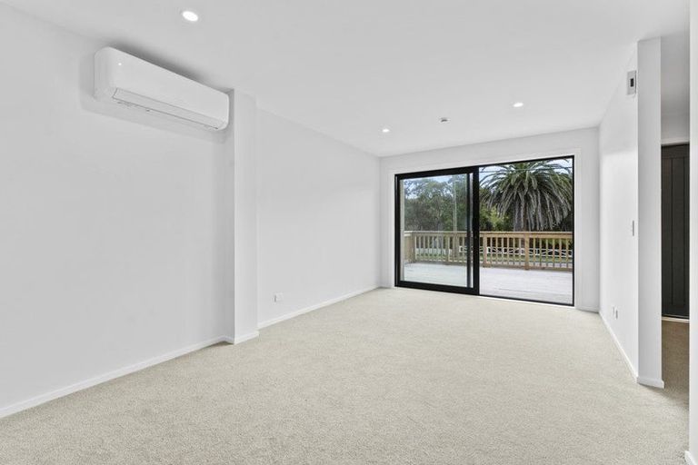 Photo of property in 4/4 Tawhai Street, Stokes Valley, Lower Hutt, 5019