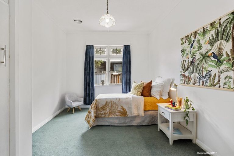 Photo of property in 76 Ira Street, Miramar, Wellington, 6022