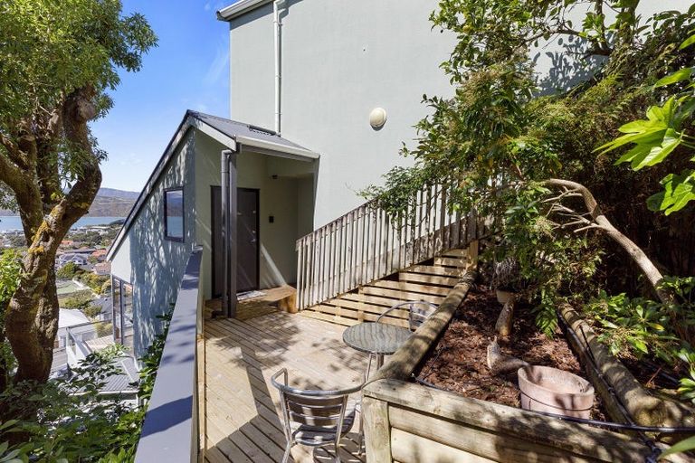 Photo of property in 80 Tio Tio Road, Seatoun, Wellington, 6022