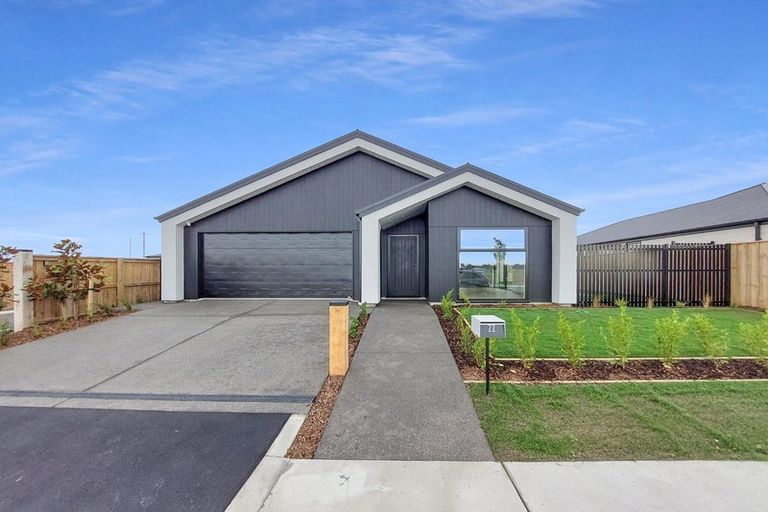 Photo of property in 22 Privet Way, Rolleston, 7678