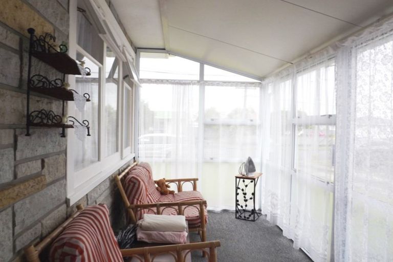 Photo of property in 20 Ferguson Street, Levin, 5510