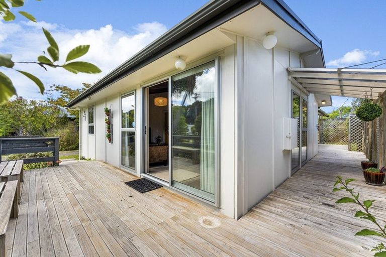 Photo of property in 6 Cousins Avenue East, Foxton Beach, Foxton, 4815