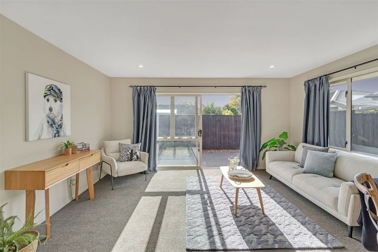 Photo of property in 62 Shands Road, Hornby, Christchurch, 8042