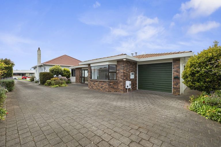 Photo of property in 6 Vogel Street, Fitzroy, New Plymouth, 4312