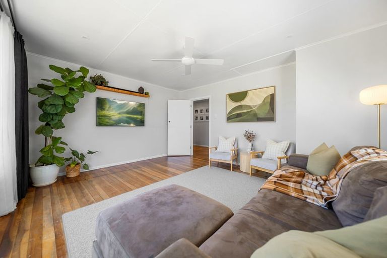 Photo of property in 28 Rata Street, Wairakei, Taupo, 3332