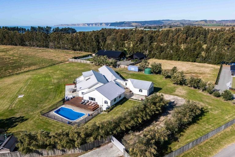 Photo of property in 25 Unahi Lane, Haumoana, 4180
