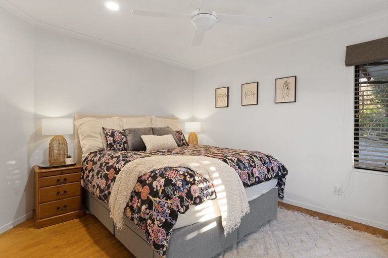 Photo of property in 52r Panorama Drive, Welcome Bay, Tauranga, 3175