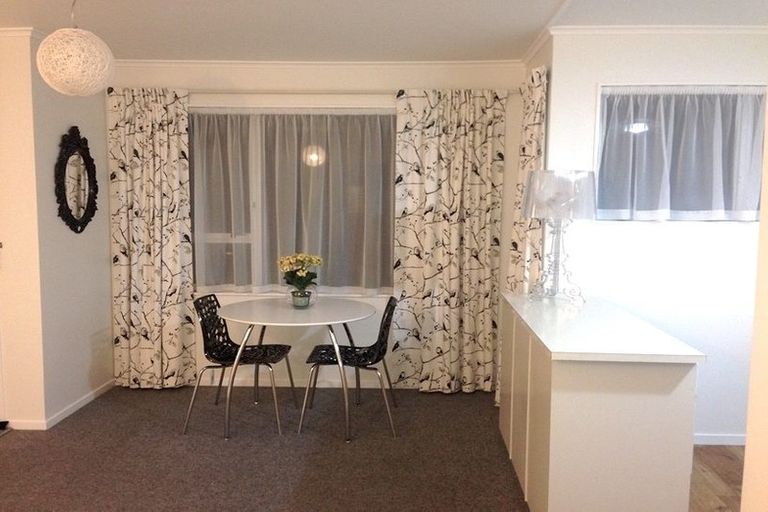 Photo of property in 11/171f Queens Drive, Lyall Bay, Wellington, 6022