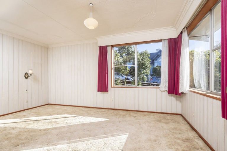 Photo of property in 23 Whitby Street, Mornington, Dunedin, 9011