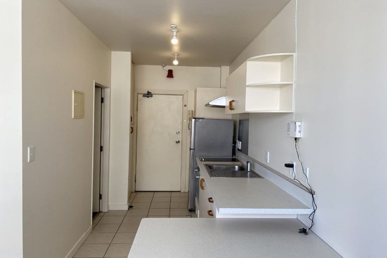 Photo of property in Regency Apartments, 6d/49 Manners Street, Te Aro, Wellington, 6011