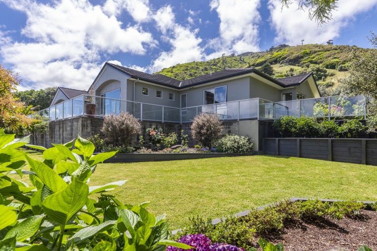 Photo of property in 27a Kotare Street, Waikanae, 5036