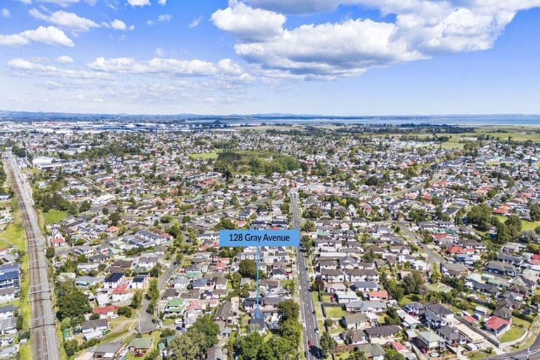 Photo of property in 128 Gray Avenue, Papatoetoe, Auckland, 2024