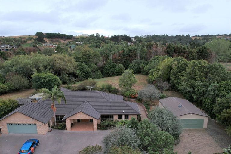 Photo of property in 30 Everlea Place, Alfriston, Auckland, 2105