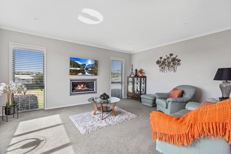 Photo of property in 6 Louise Drive, Ohauiti, Tauranga, 3112