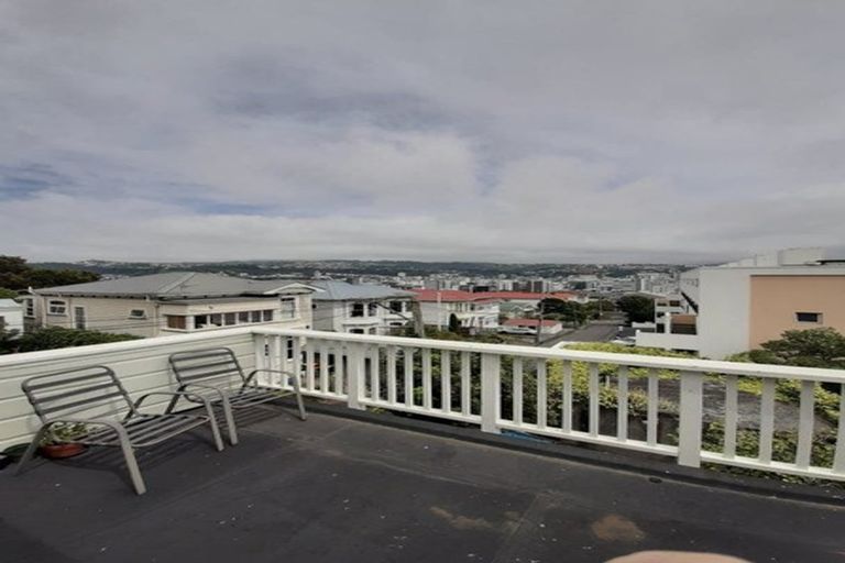 Photo of property in 41u6 Home Street, Mount Victoria, Wellington, 6011