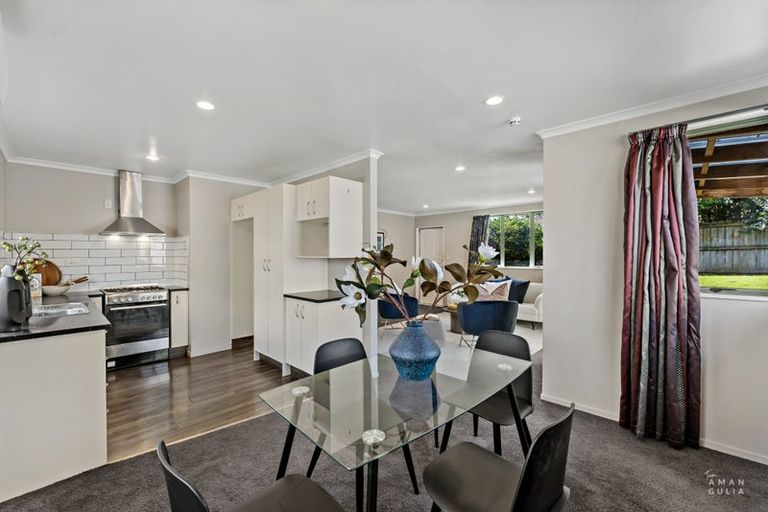 Photo of property in 6 Serenity Place, Otara, Auckland, 2023