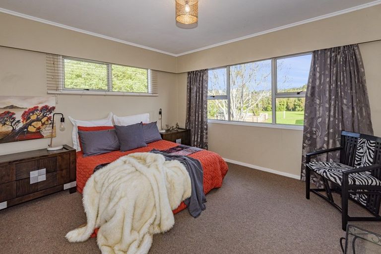 Photo of property in 15 Tait Street, Te Kamo, Whangarei, 0112