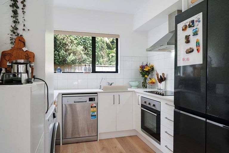 Photo of property in 26 Eileen Newey Place, Henderson, Auckland, 0612