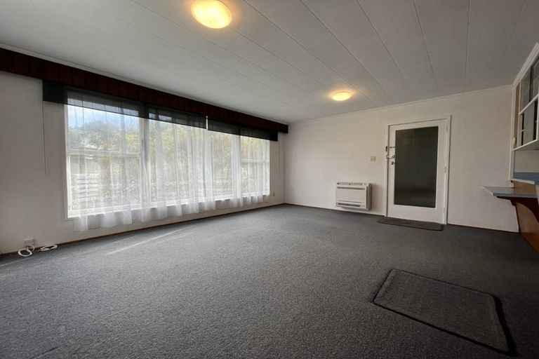 Photo of property in 51a Mana View Road, Paremata, Porirua, 5026