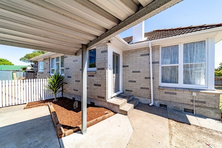 Photo of property in 12 Constable Crescent, Onekawa, Napier, 4110