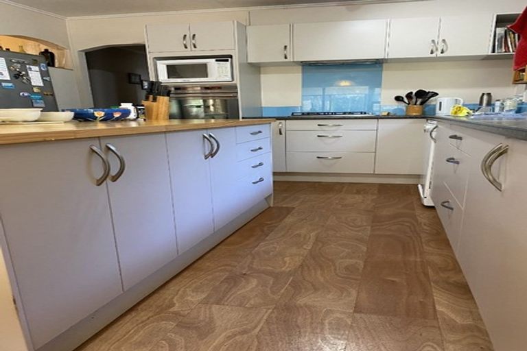 Photo of property in 5 Valley Road, Waiuku, 2123