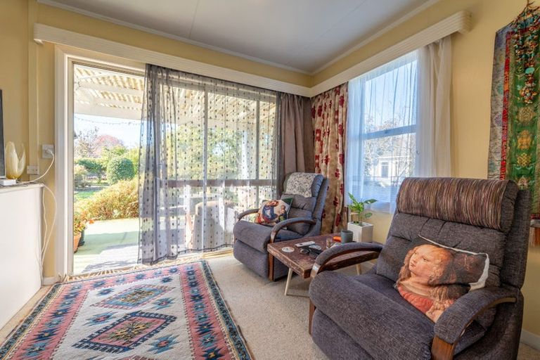 Photo of property in 15 Rugby Street, Waimate, 7924