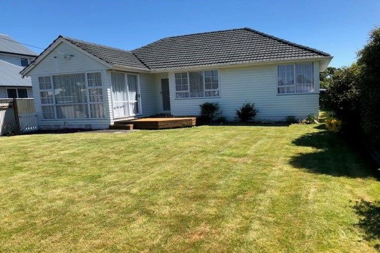 Photo of property in 25 Milton Street, Trentham, Upper Hutt, 5018