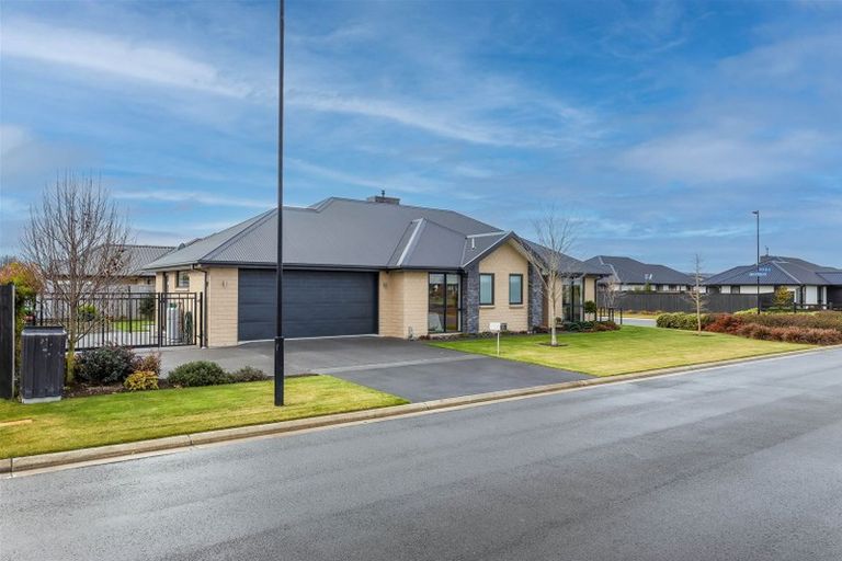 Photo of property in 25 Carpenter Drive, Prebbleton, 7604