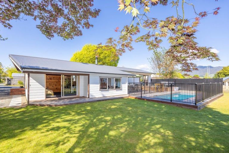 Photo of property in 335 Beechey Street, Pirongia, 3802