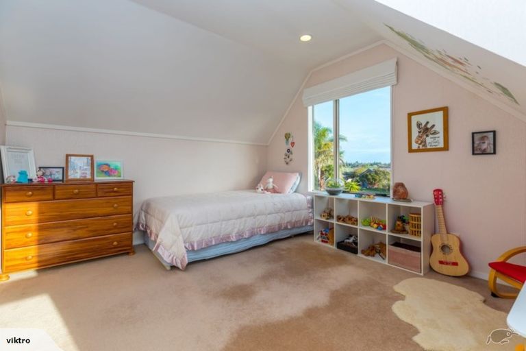Photo of property in 9 Robina Court, Burswood, Auckland, 2013