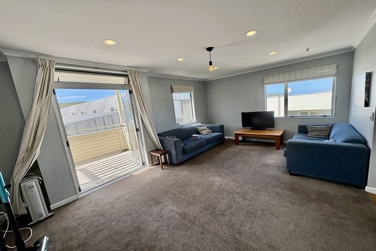 Photo of property in Marrakech Cafe, 25/305 Evans Bay Parade, Hataitai, Wellington, 6021