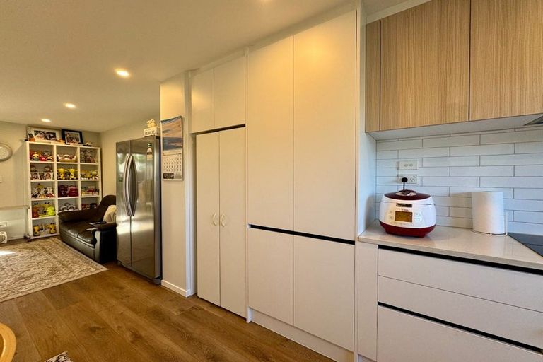 Photo of property in 47 Whai Hua Lane, Mangere Bridge, Auckland, 2022