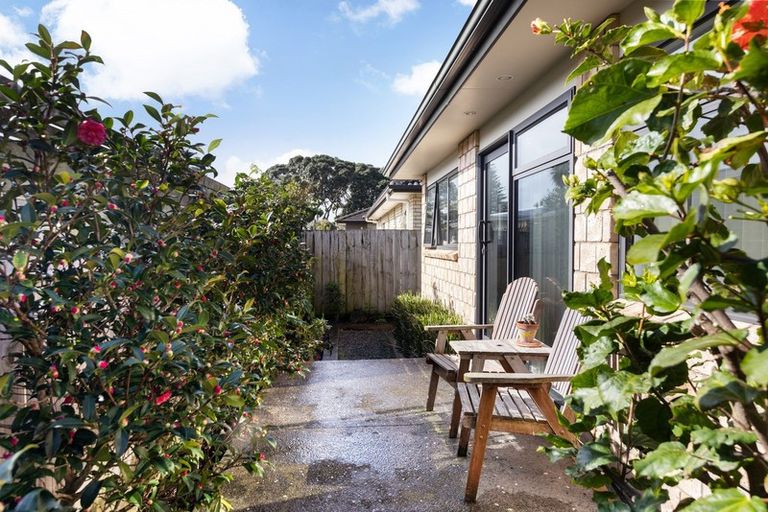 Photo of property in 2/456 Hibiscus Coast Highway, Orewa, 0931